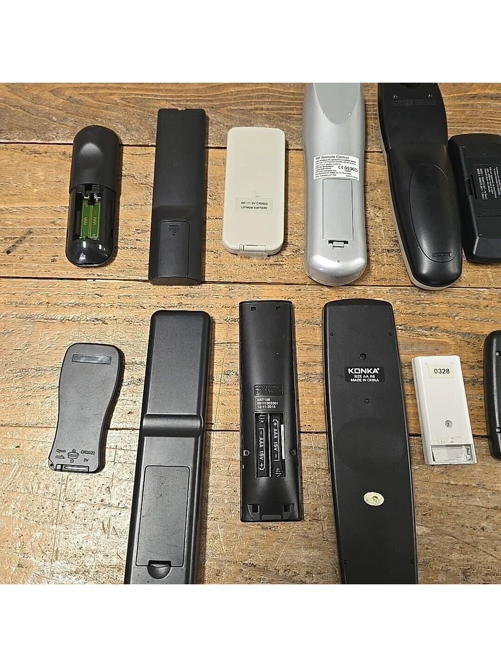 Lot of 20 Mixed Remote Controls Tivo Insignia Philips Audiovox Roku Skyworth